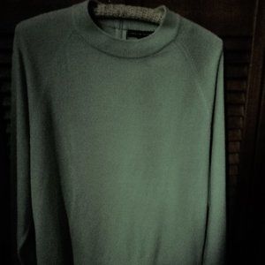 crew neck pullover sweater, Size XL